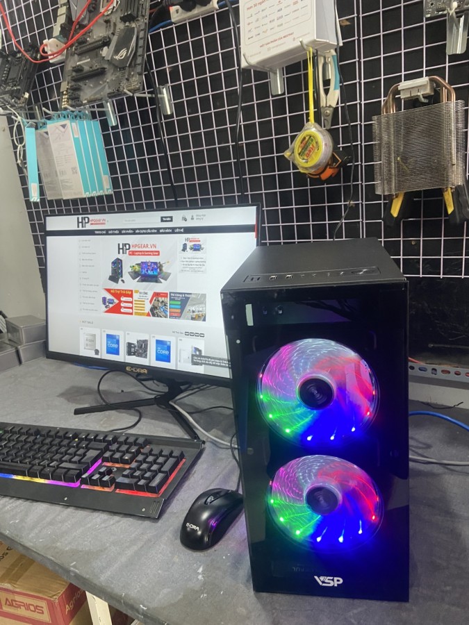 BỘ PC NHỎ GỌN LED RGB ĐẸP CHƠI ĐƯỢC CÁC TỰA GAME: LMHT, FIFA 04, PUBG, GTA5.. thumb