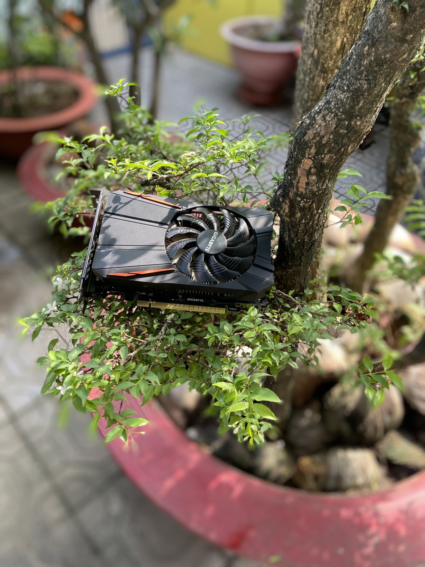 Card màn hình GiGabyte GTX 1050TI 4GB D5 128 bit 1 FAN